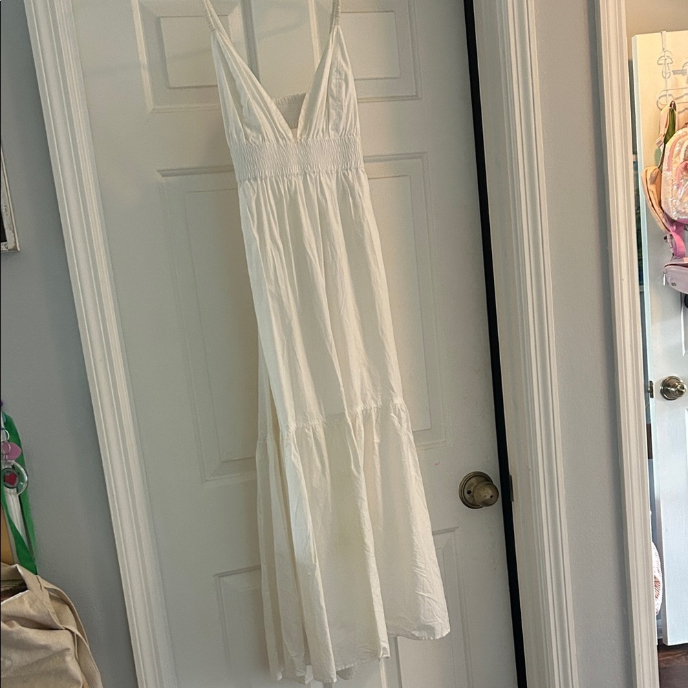 Boutique Beautiful White dress